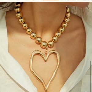 Gold Tone Beaded Heart Pendant Necklace Adjustable new